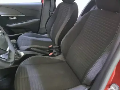 Photo 41 Peugeot 208  PureTech 100 S&S BVM6