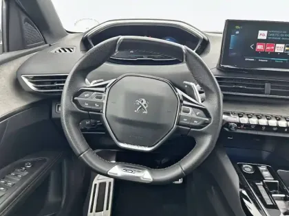 Photo 8 Peugeot 3008  Hybrid 225 e-EAT8