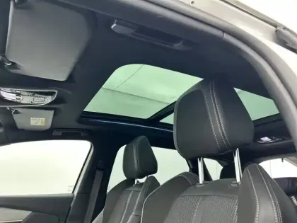 Photo 23 Peugeot 3008  Hybrid 225 e-EAT8