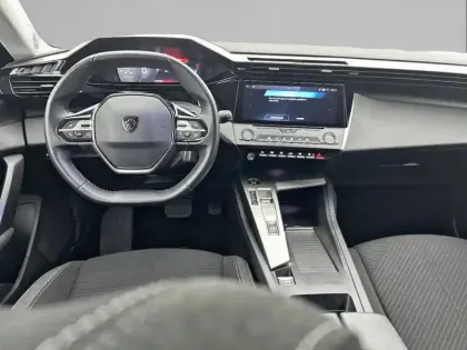 Photo 31 Peugeot 308  SW PureTech 130ch S&S EAT8