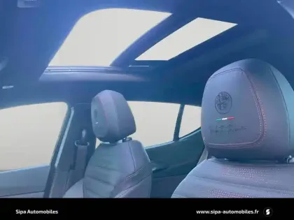 Photo 17 Alfa Romeo Tonale  1.3 Hybride Rechargeable PHEV 280ch AT6 e-Q4