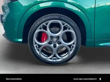 Photo 10 Alfa Romeo Tonale  1.3 Hybride Rechargeable PHEV 280ch AT6 e-Q4