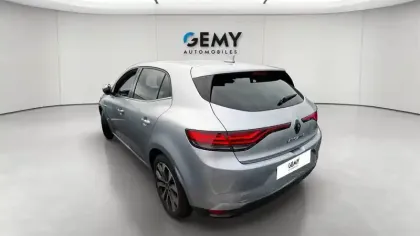Photo 13 Renault Megane  IV Berline TCe 140 EDC