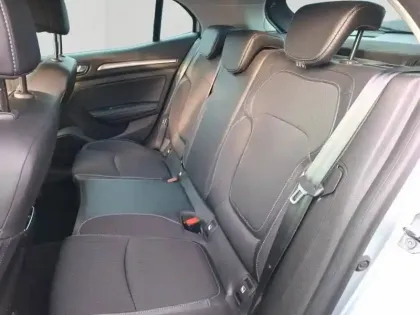 Photo 11 Renault Megane  IV Berline TCe 140 EDC