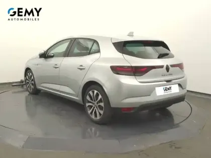 Photo 42 Renault Megane  IV Berline TCe 140 EDC