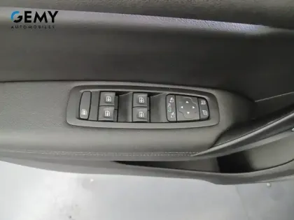 Photo 47 Renault Megane  IV Berline TCe 140 EDC