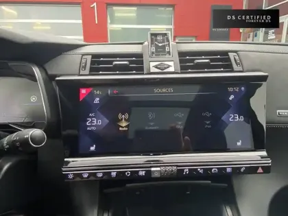 Photo 56 DS DS 7 DS7 Crossback Hybride E-Tense 225 EAT8