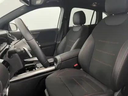 Photo 14 Mercedes GLA  250 8G-DCT 4Matic