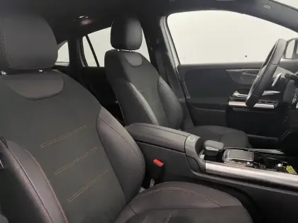 Photo 25 Mercedes GLA  250 8G-DCT 4Matic