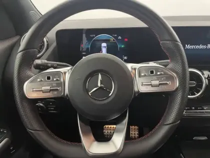 Photo 21 Mercedes GLA  250 8G-DCT 4Matic