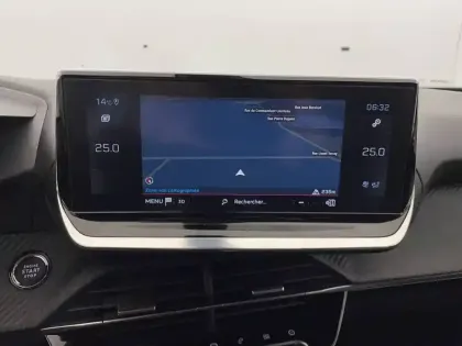 Photo 19 Peugeot 2008  PureTech 100 S&S BVM6