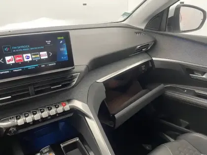 Photo 56 Peugeot 3008  Hybrid4 300 e-EAT8