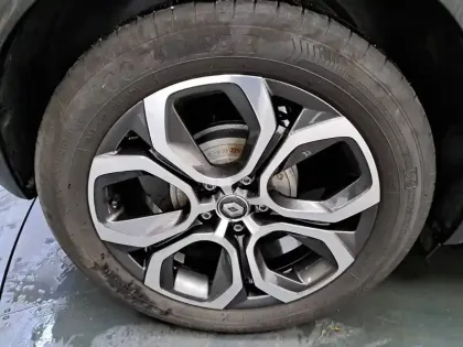 Photo 14 Renault Captur  TCe 140 EDC