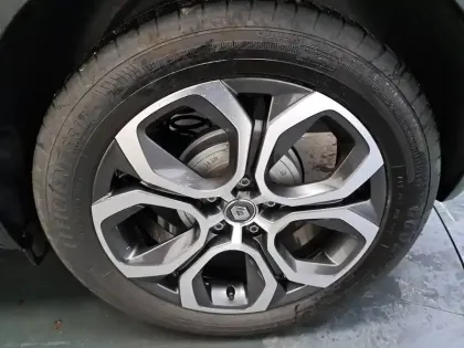 Photo 17 Renault Captur  TCe 140 EDC