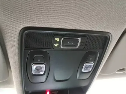 Photo 38 Renault Captur  TCe 140 EDC