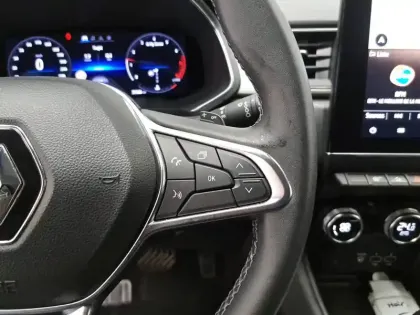 Photo 31 Renault Captur  TCe 140 EDC