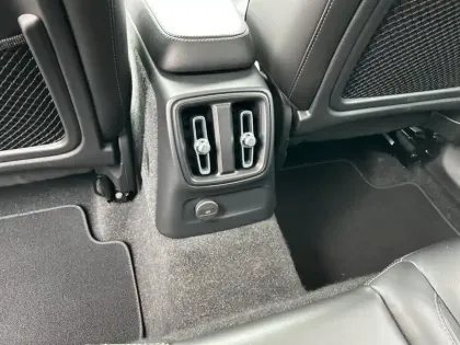 Photo 21 Volvo Xc40  T5 Recharge 180+82 ch DCT7