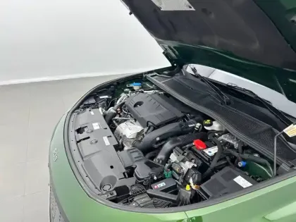 Photo 43 Peugeot 308  PHEV 180 e-EAT8