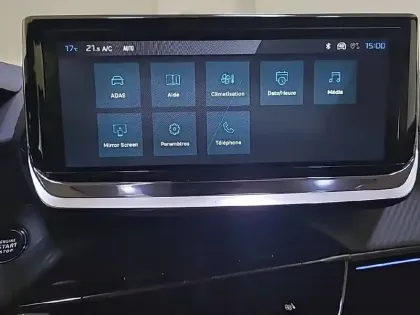 Photo 23 Peugeot 208  PureTech 100 S&S BVM6