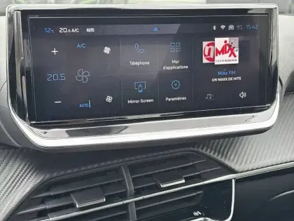 Photo 14 Peugeot 208  Hybrid 100 e-DCS6