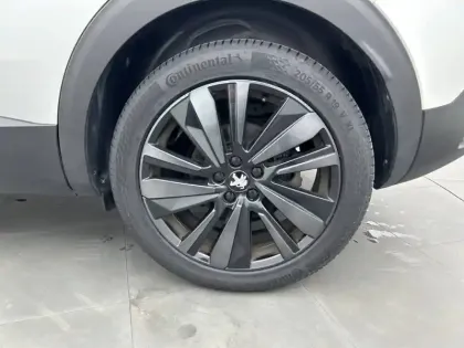 Photo 12 Peugeot 3008  PureTech 130ch S&S EAT8