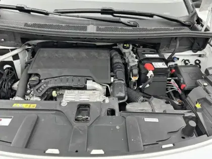 Photo 14 Peugeot 3008  PureTech 130ch S&S EAT8