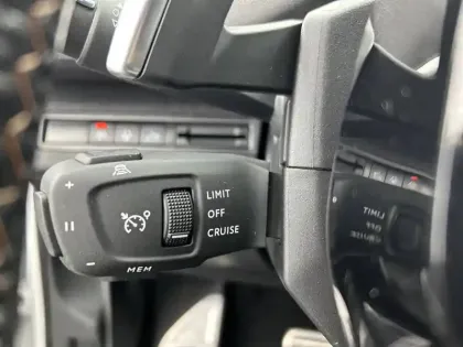 Photo 19 Peugeot 3008  PureTech 130ch S&S EAT8