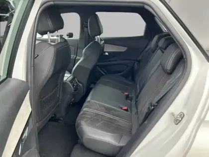 Photo 11 Peugeot 3008  PureTech 130ch S&S EAT8