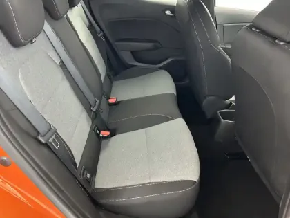 Photo 17 Renault Clio  E-Tech full hybrid 145 ch GSR2