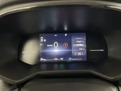 Photo 12 Renault Clio  E-Tech full hybrid 145 ch GSR2