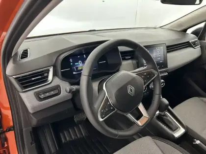 Photo 9 Renault Clio  E-Tech full hybrid 145 ch GSR2