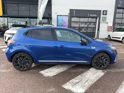 Photo 5 Renault Clio  E-Tech full hybrid 145 ch GSR2