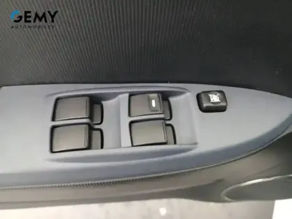 Photo 11 Peugeot Ion  Electrique