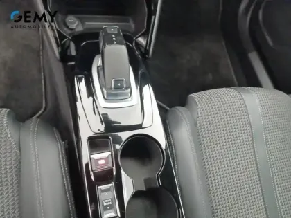 Photo 28 Peugeot 2008  PureTech 130 S&S EAT8