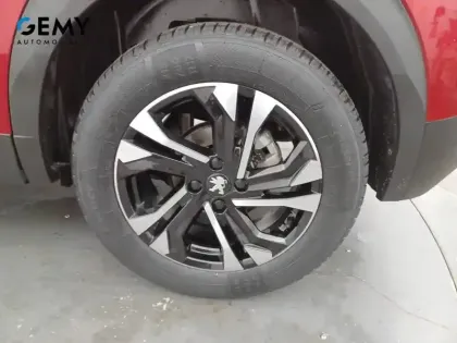 Photo 25 Peugeot 2008  PureTech 130 S&S EAT8