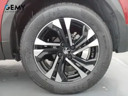 Photo 6 Peugeot 2008  PureTech 130 S&S EAT8