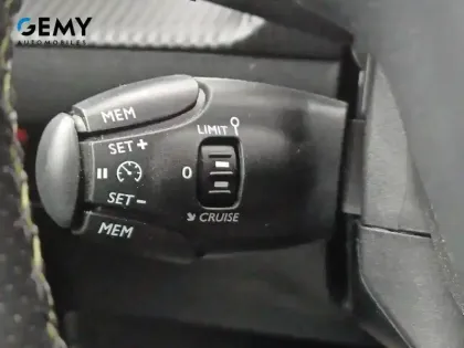 Photo 11 Peugeot 2008  PureTech 130 S&S EAT8