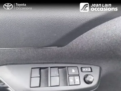 Photo 19 Toyota Yaris  Cross Hybride 116h AWD-i