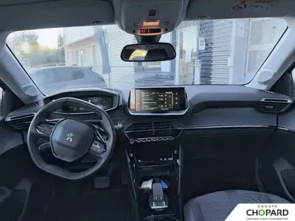 Photo 14 Peugeot 208  PureTech 100 S&S EAT8