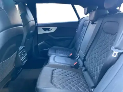 Photo 13 Audi Q8  60 TFSI e 462 Tiptronic 8 Quattro