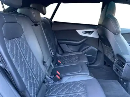 Photo 9 Audi Q8  60 TFSI e 462 Tiptronic 8 Quattro