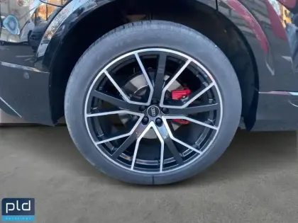 Photo 18 Audi Q8  60 TFSI e 462 Tiptronic 8 Quattro