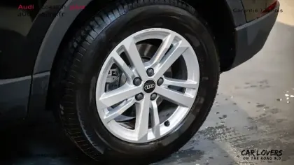 Photo 12 Audi Q3  45 TFSIe 245 ch S tronic 6