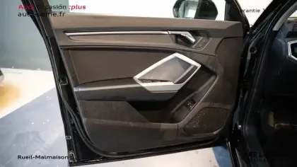 Photo 13 Audi Q3  45 TFSIe 245 ch S tronic 6