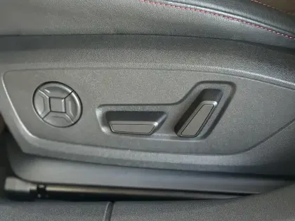 Photo 27 Audi A3  Sportback TFSI e Hybride rechargeable 272 S tronic 6