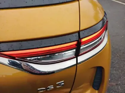 Photo 16 DS DS 3 DS3 Crossback PureTech 155 EAT8