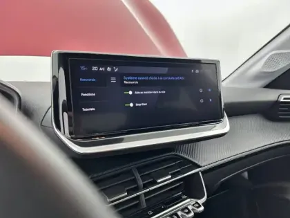 Photo 19 Peugeot 208  PureTech 100 S&S EAT8