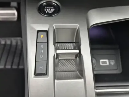 Photo 33 Peugeot 308 Gén. III Ph1 GT 5