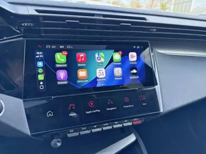 Photo 14 Peugeot 308  PureTech 130ch S&S EAT8