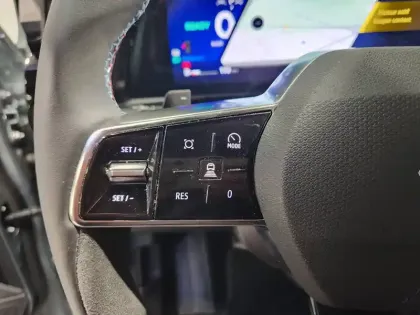 Photo 14 Renault Espace  full hybrid E-Tech 200 ch 7pl